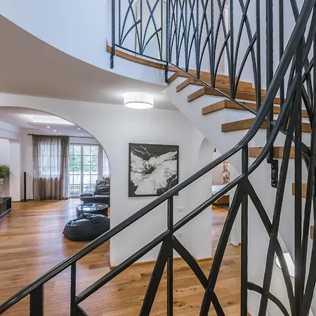 Pavlovski Apartment *
