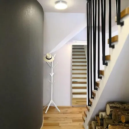Pavlovski Apartment *